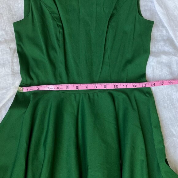 NWT Emerald Green Hepburn Swing Dress - Size Small - Picture 7 of 7